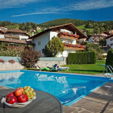 Haus Bernhard Apartman Scena Kültér fotó